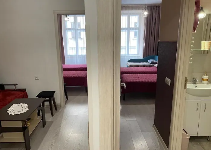 Апартаменты вірменська 8 *